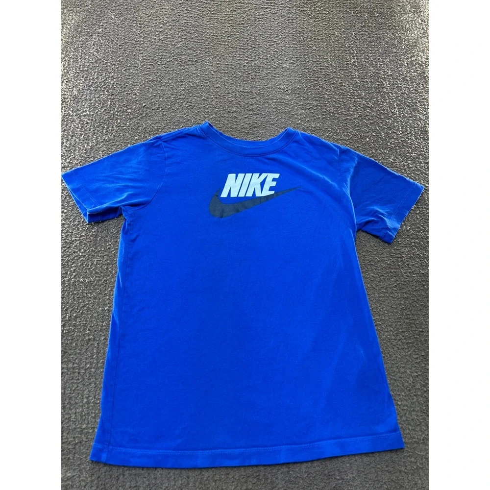 Nike Boys XL Royal Blue Futura Icon Graphic Swoosh T-Shirt AR5252-481